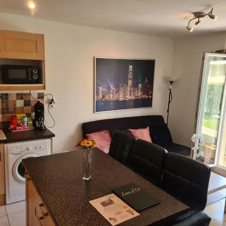 Apartment Avec Rez De Jardin A Disneyland